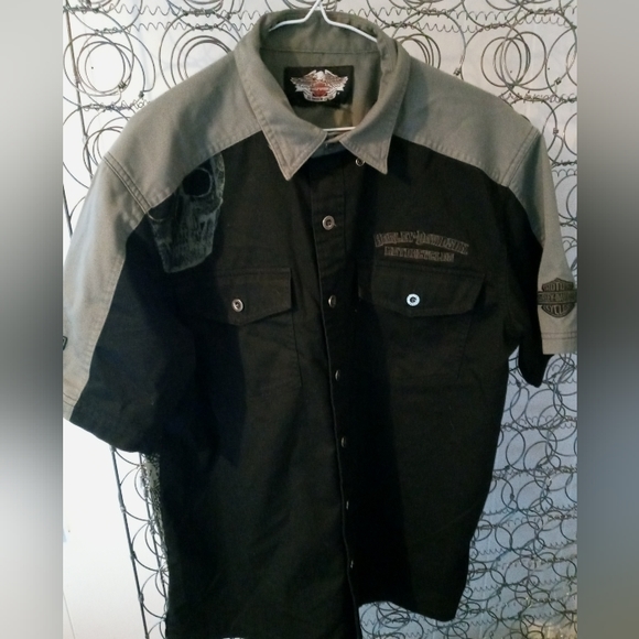 Harley Davidson shirt - Picture 1 of 3